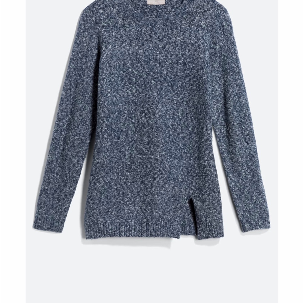 Elegant Heathered Blue Women's Crew Neck Sweater